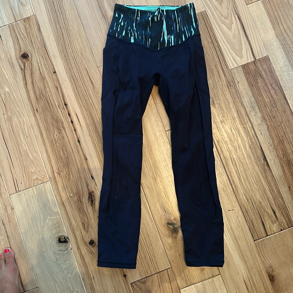 Lululemon crop